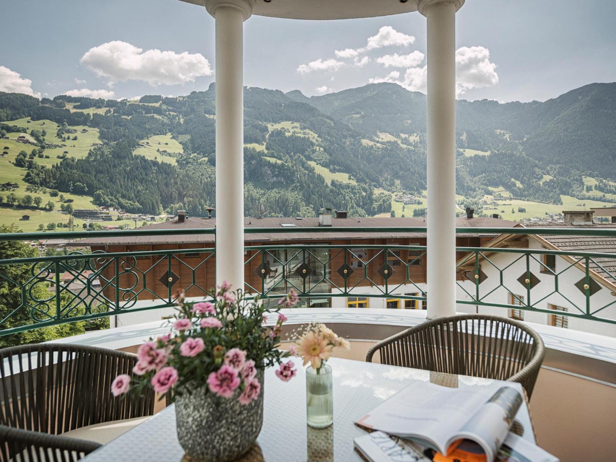 Sieghard - Das kleine Hotel mit der grossen Küche Hippach Exterior foto